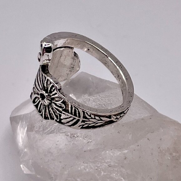 Boho Single Large Daisy or Sunflower Adjustable Spoon Ring #1311 - Picture 8 of 9